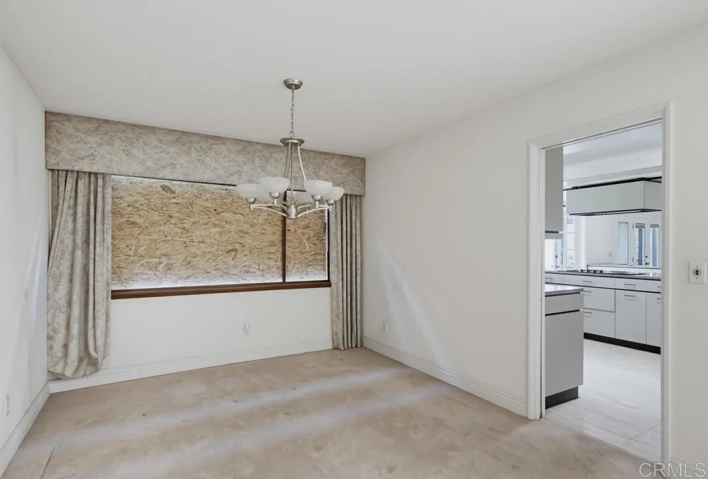Photo of 31122 Old River Road