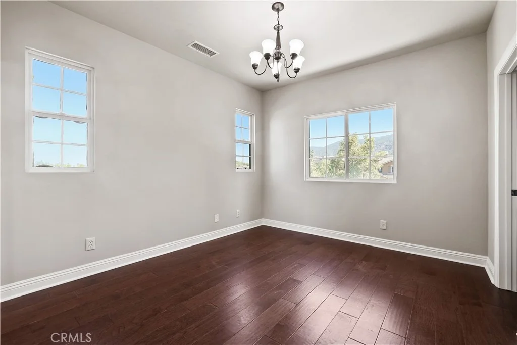 Photo of 1055 Lowry Ranch