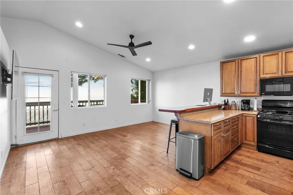 Photo of 23377 Crestview