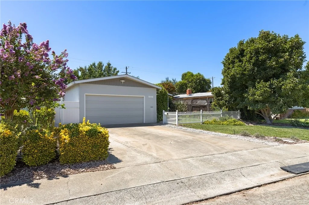 Photo of 983 Fairview Drive