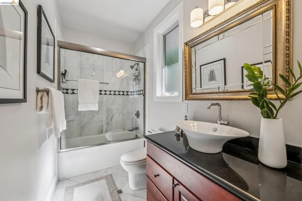 Photo of 1109 Sterling Ave