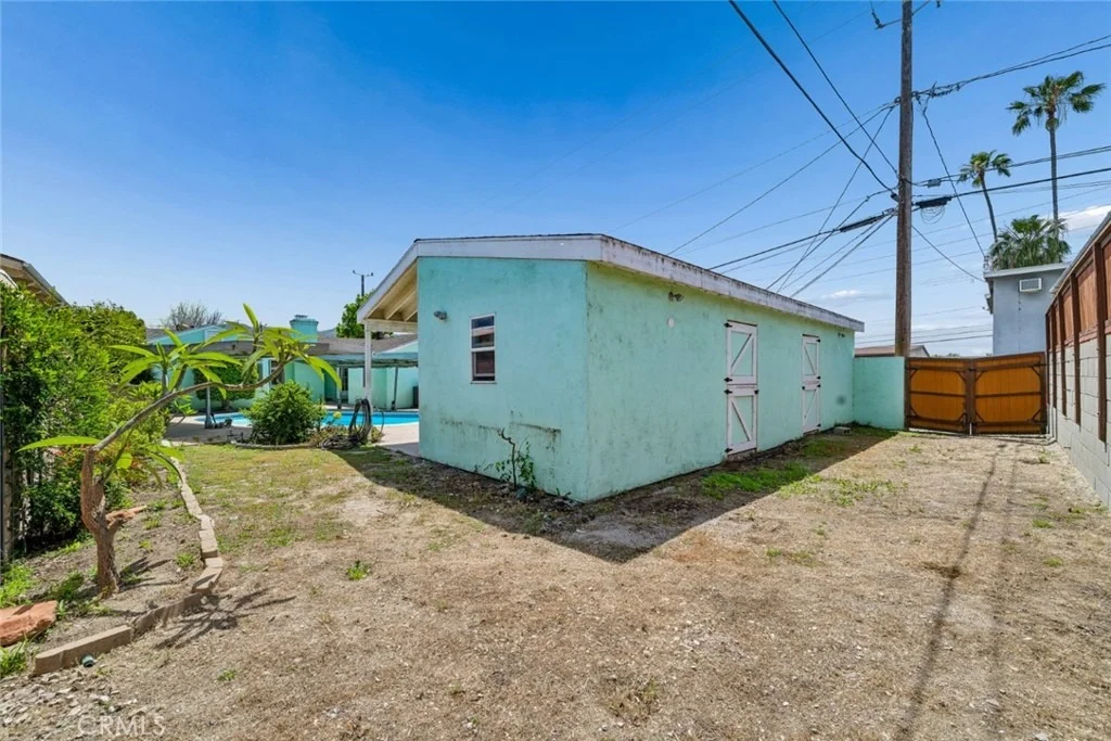 Photo of 449 W Elm Avenue