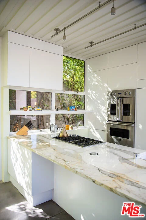 Photo of 813 Palms