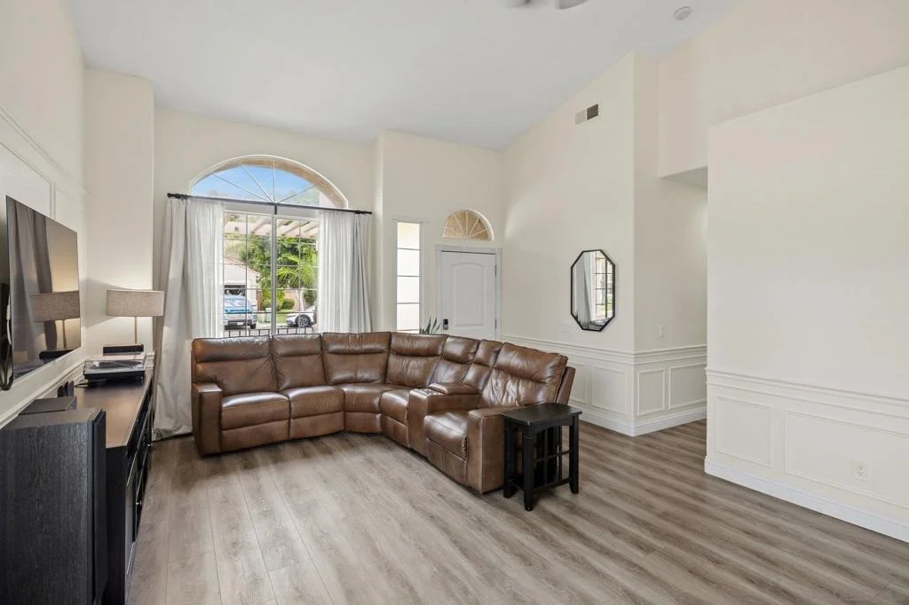 Photo of 3373 Avocado Vista