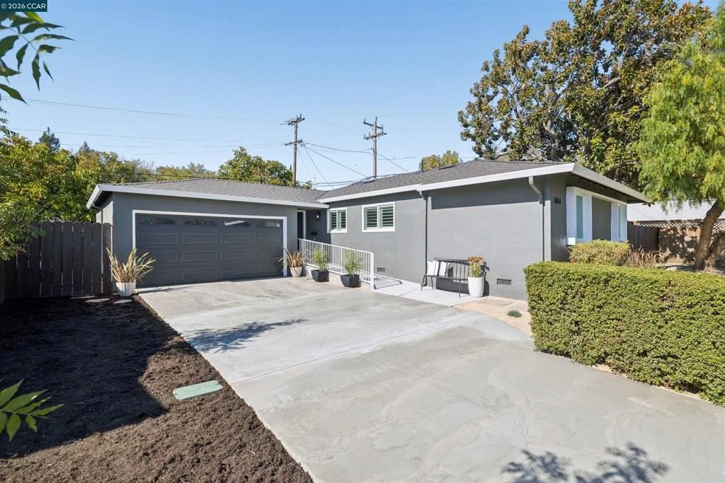 Photo of 1651 GLAZIER DRIVE