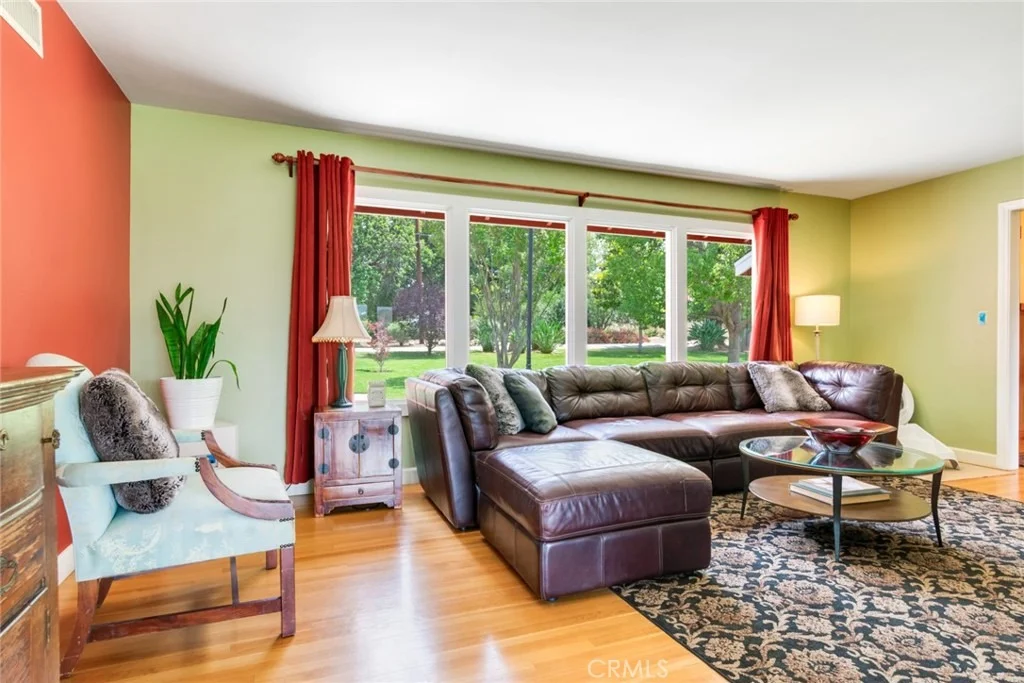 Photo of 2886 Mcallister