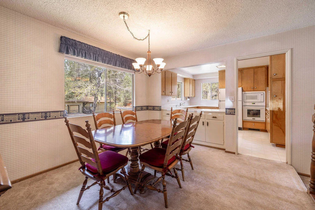 Photo of 41726 Comstock Lane