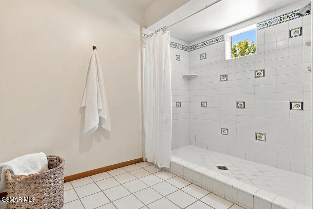 Photo of 5536 Easterly Road