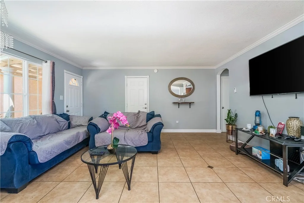 Photo of 38632 Lemsford Avenue