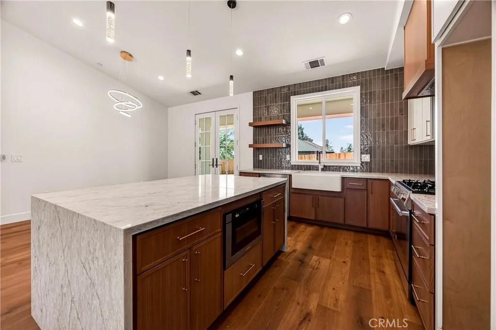 Photo of 5871 Crestmoor Drive