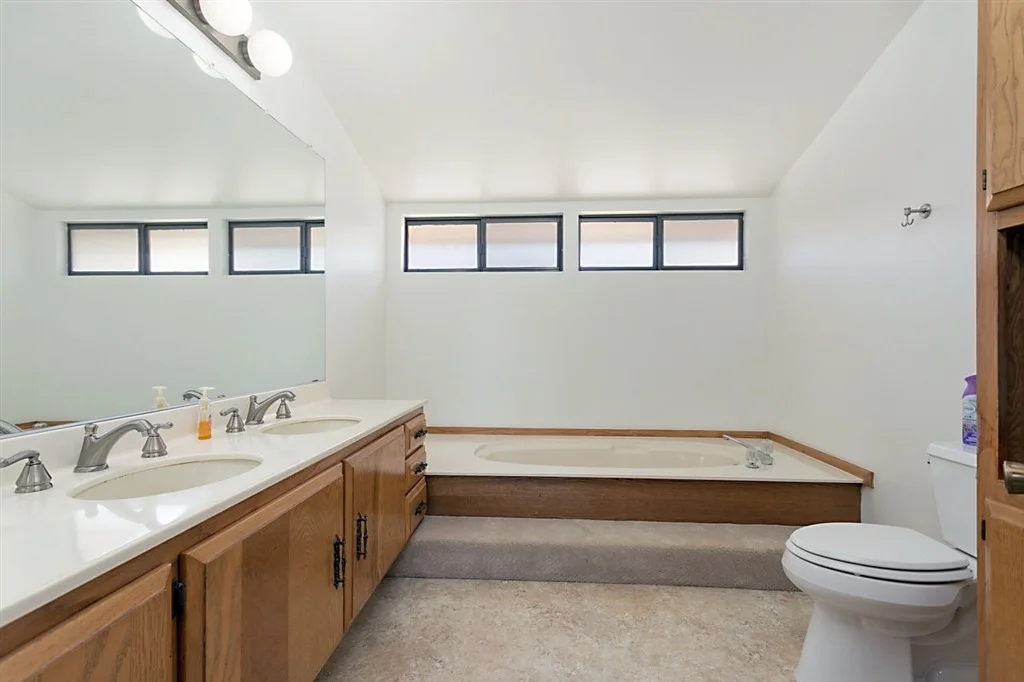 Photo of 1635 Lotus Glen