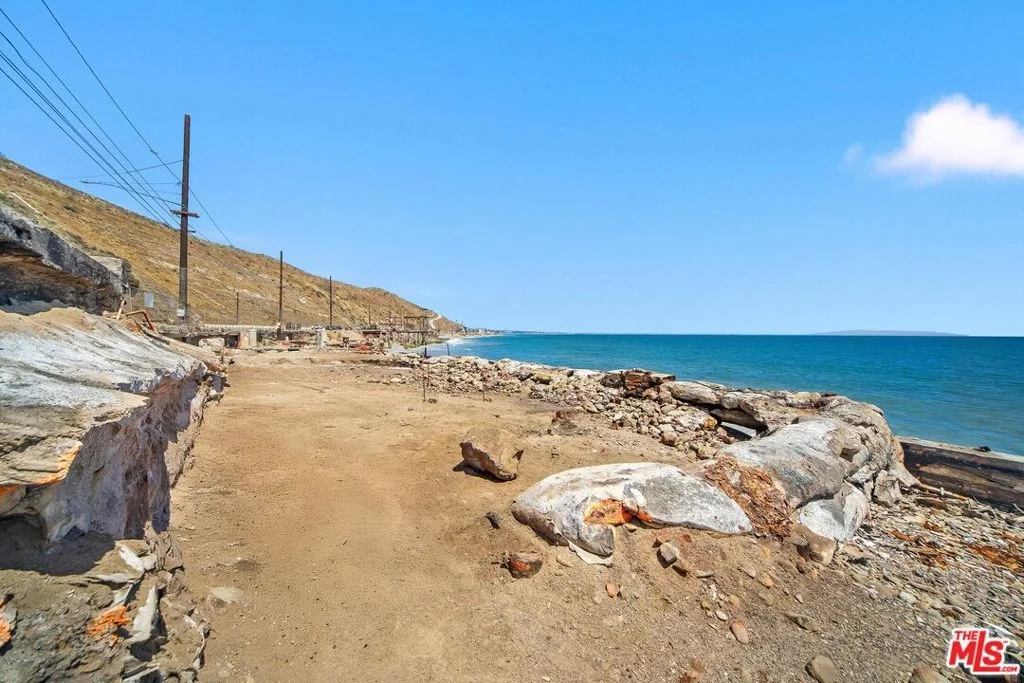 Photo of 19302 Pacific Coast Highway