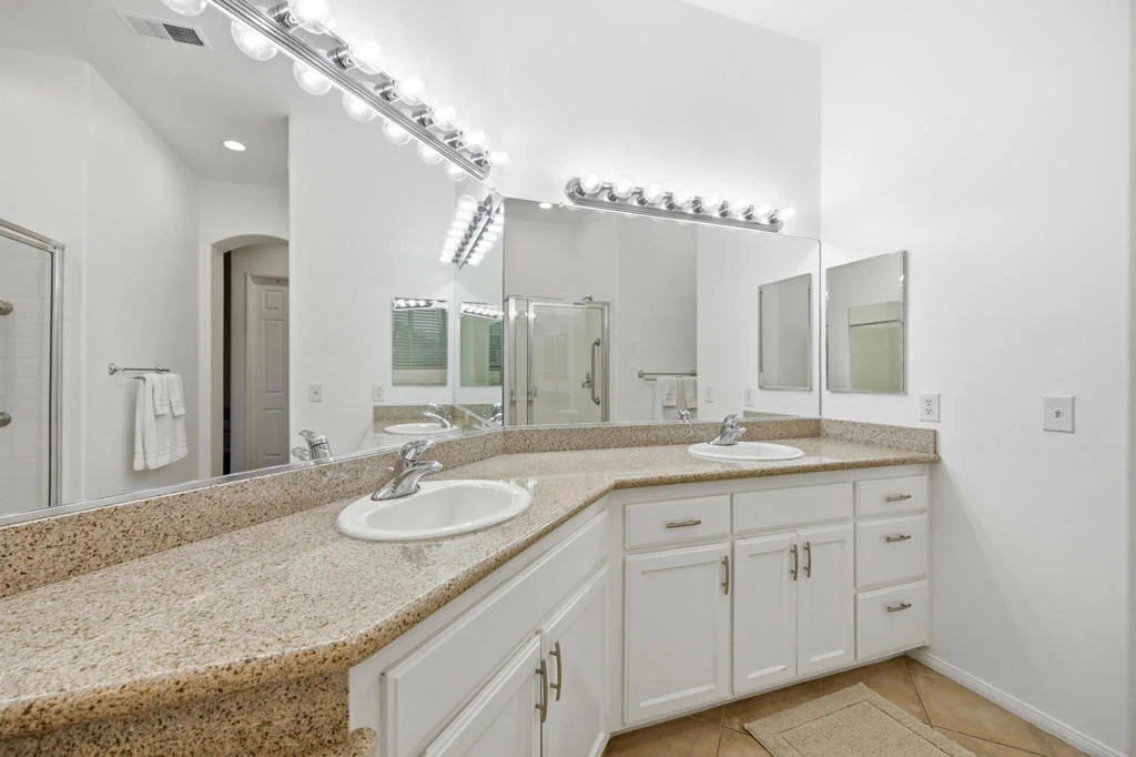 Photo of 48423 Hepburn Drive
