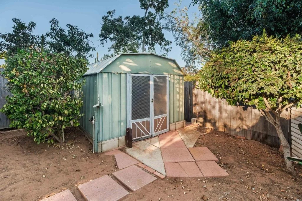 Photo of 2658 Highland Drive