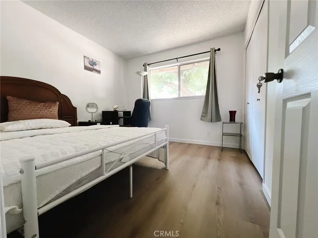 Photo of 2235 Deepgrove