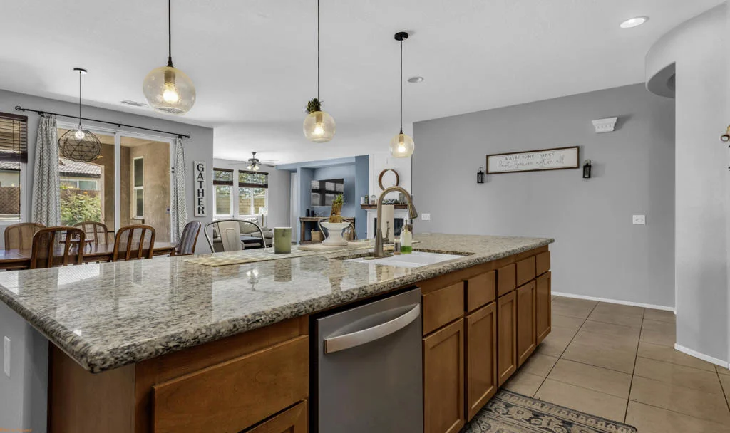 Photo of 42724 Tango Court