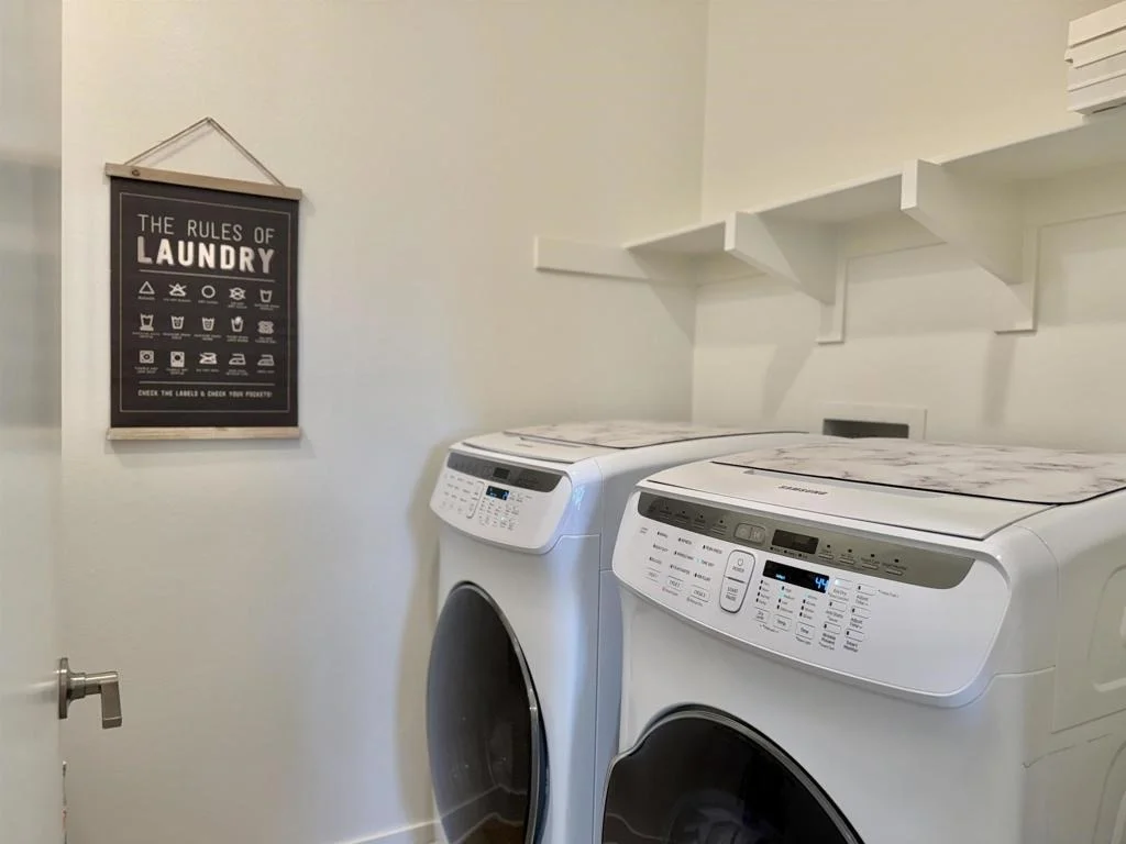 Photo of 8866 Weston