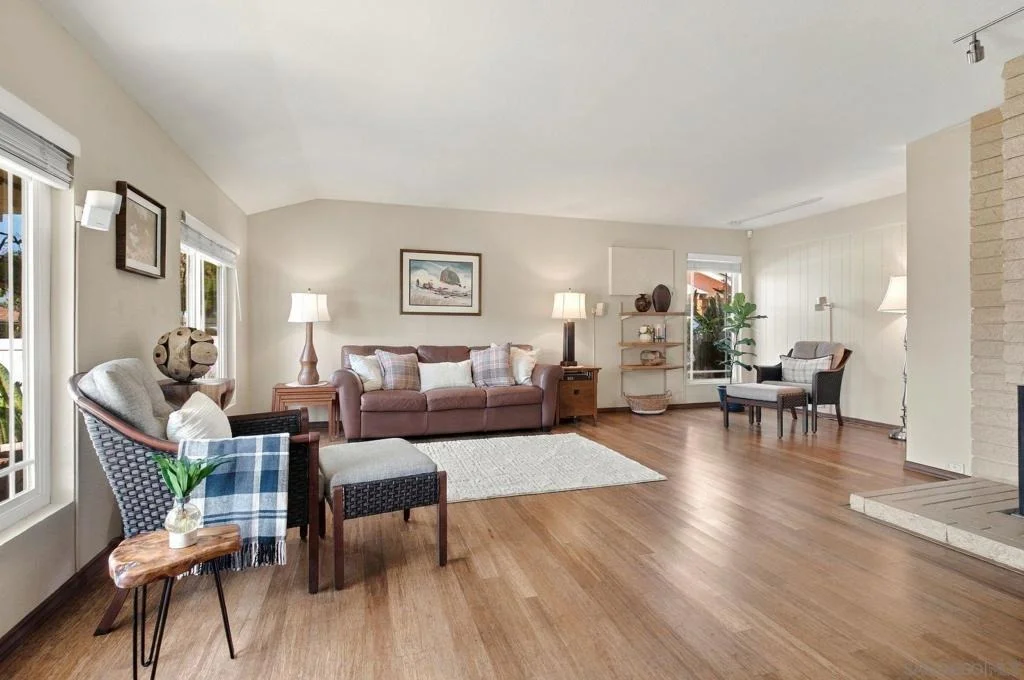 Photo of 1137 Mona Place