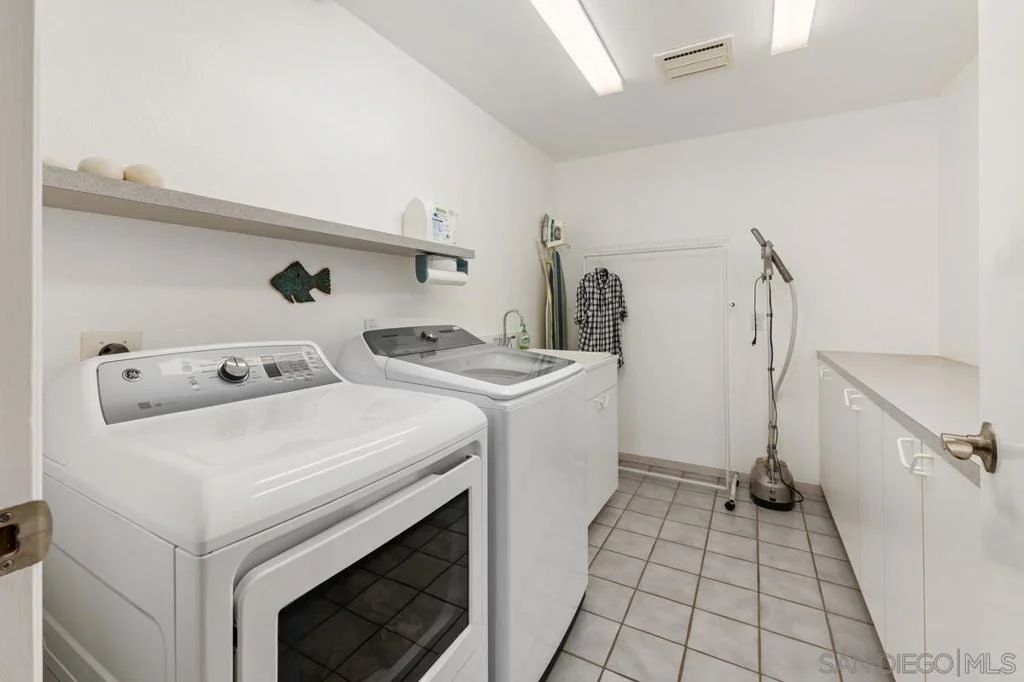 Photo of 1216 Merritt Dr