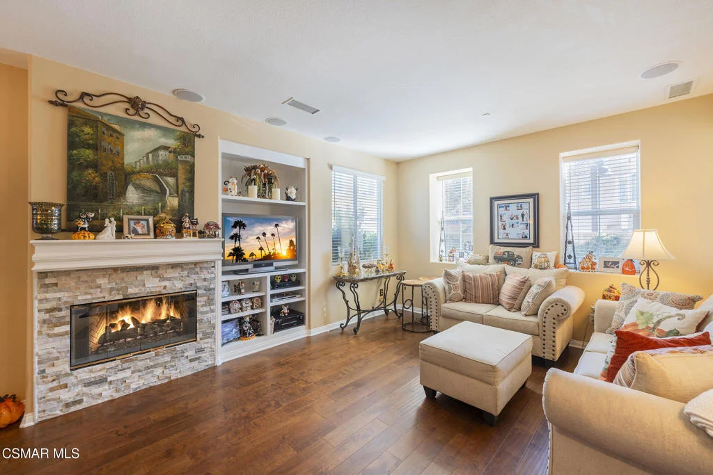 Photo of Unit B at 2916 Esperanza Way