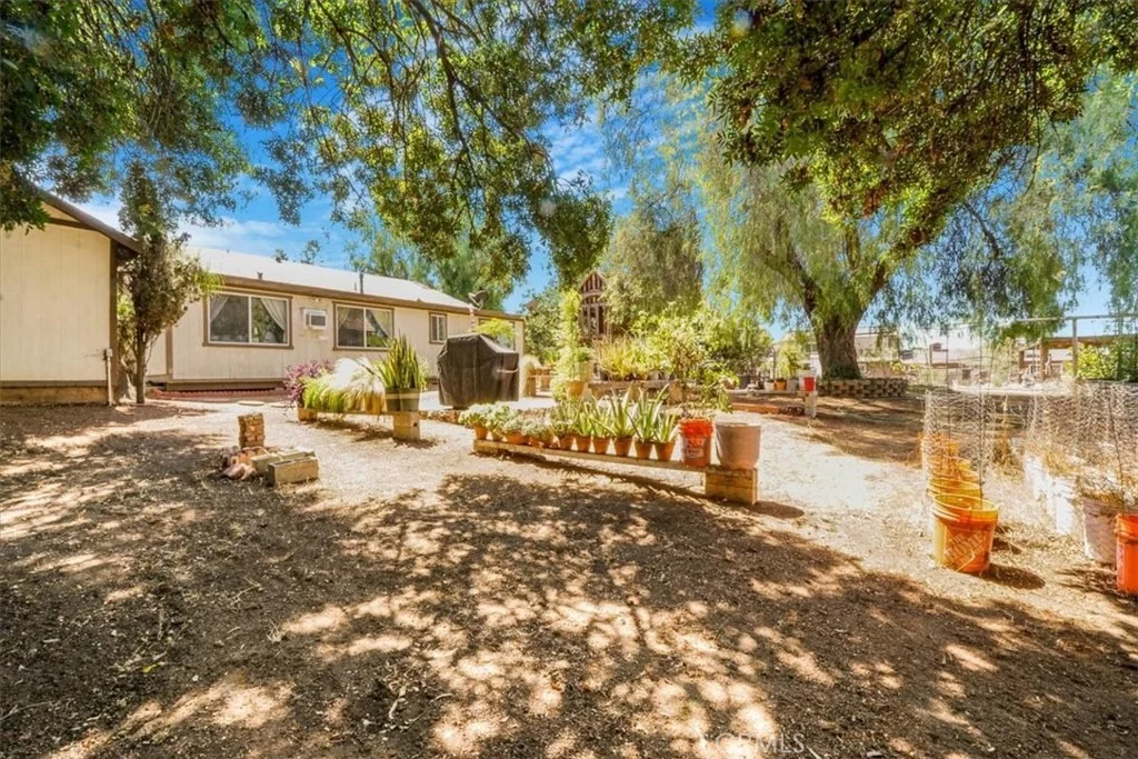 Photo of 17386 Sage Avenue