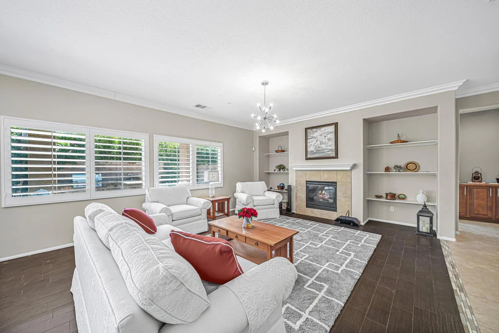 Photo of 42210 Summit Way