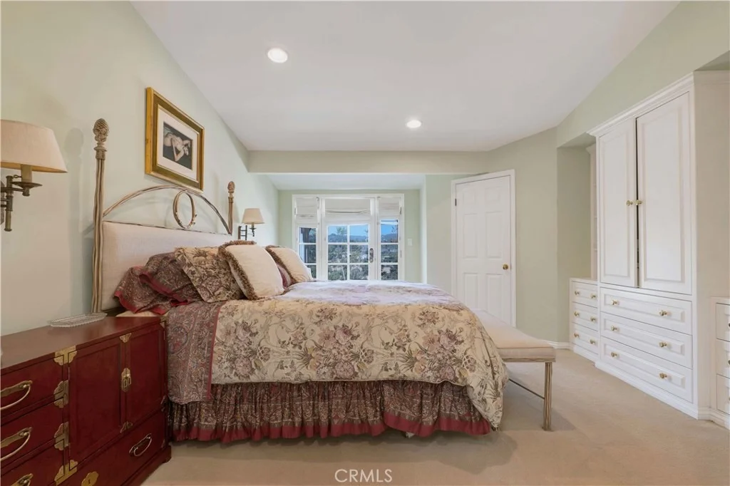 Photo of 3831 Cody Road