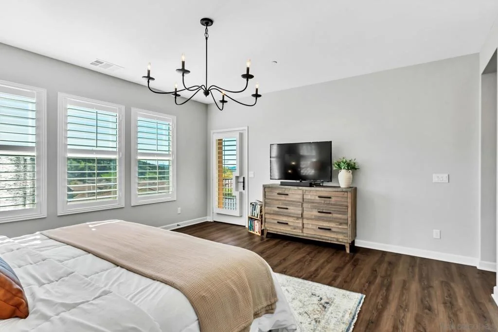 Photo of 1128 Witherby Ln