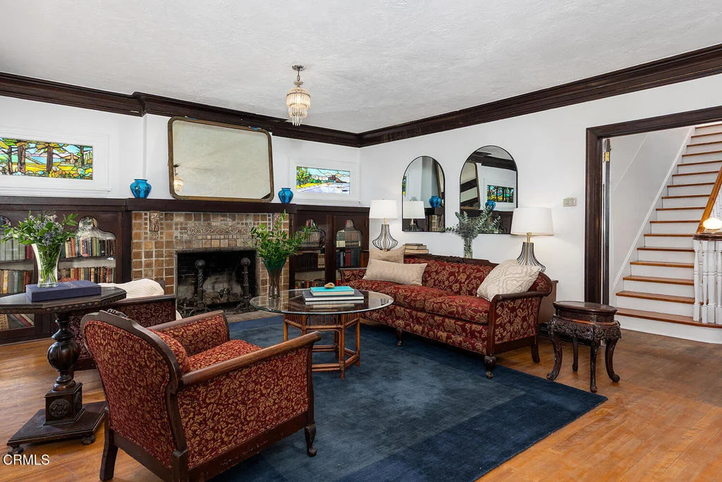 Photo of 1045 New York Drive