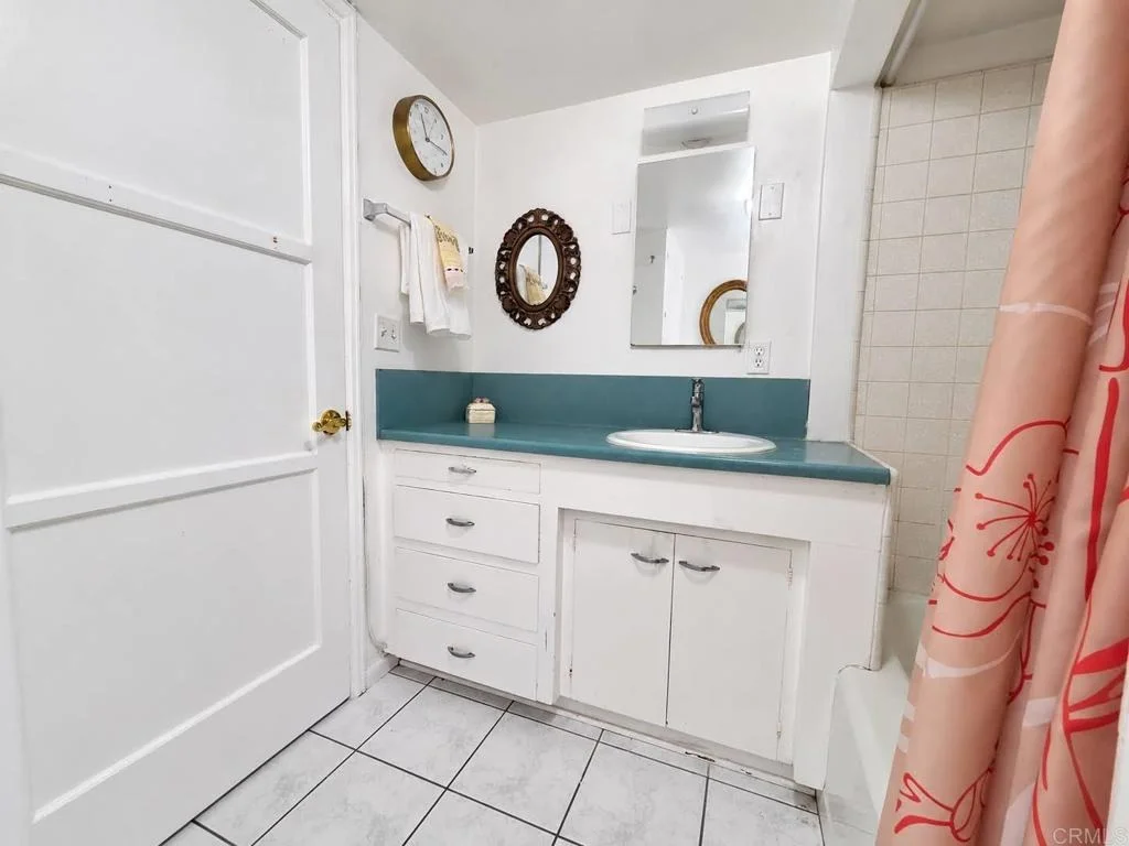 Photo of 1701 Acacia Lane