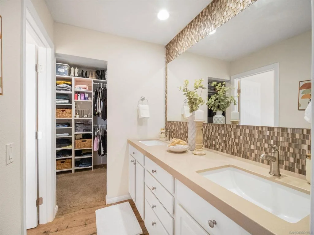 Photo of 1022 Daisy Ave