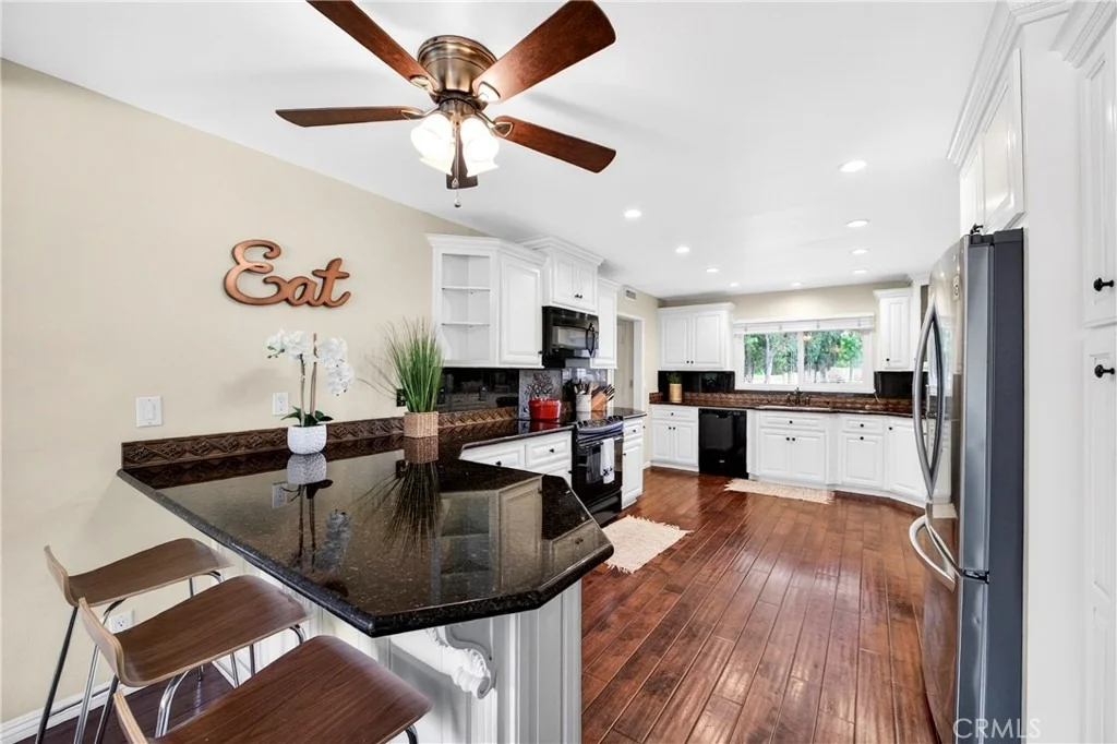 Photo of 1500 Canyon