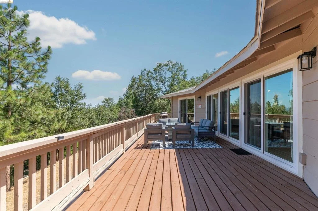 Photo of 23984 Oxbow Ln South