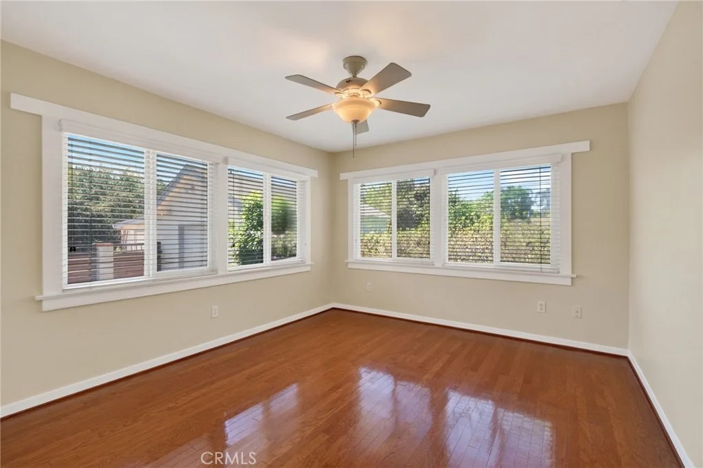 Photo of 3660 Linwood