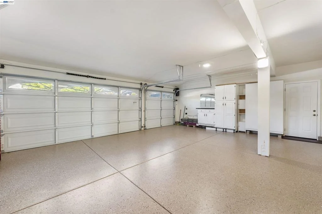 Photo of 5333 Creek Est