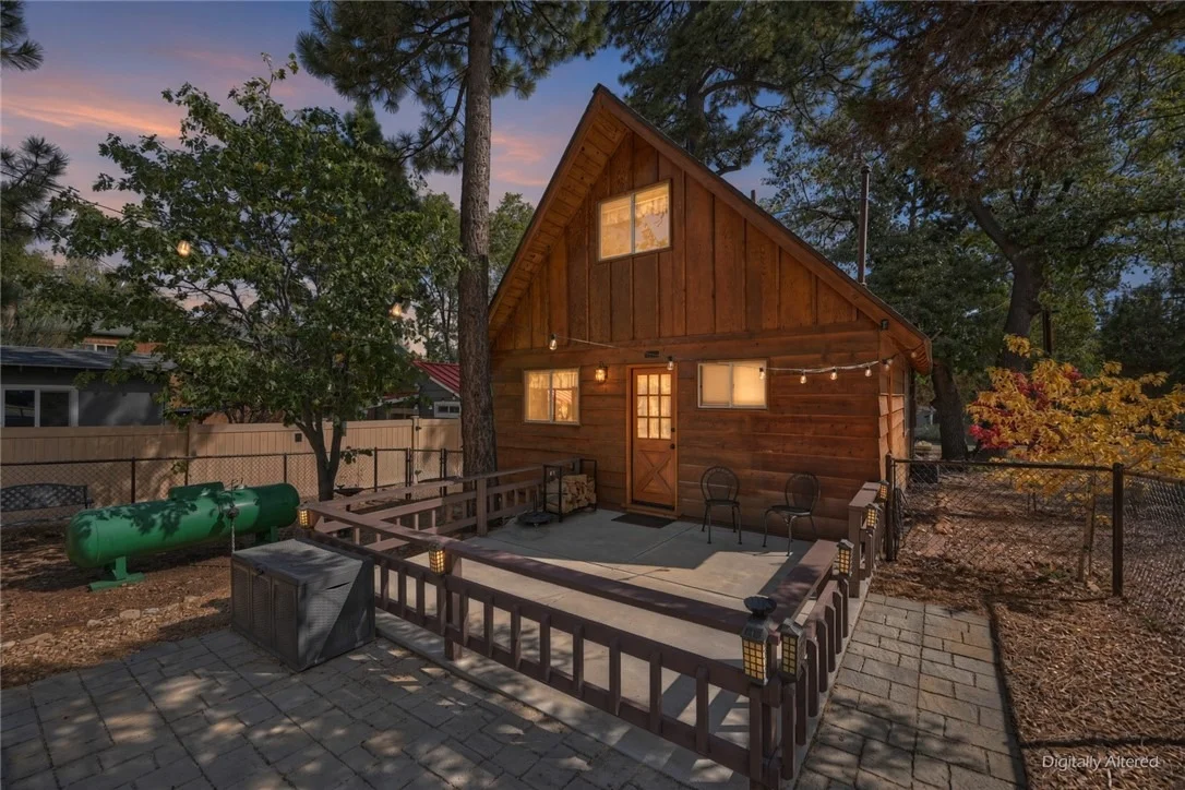 Photo of 698 Highland