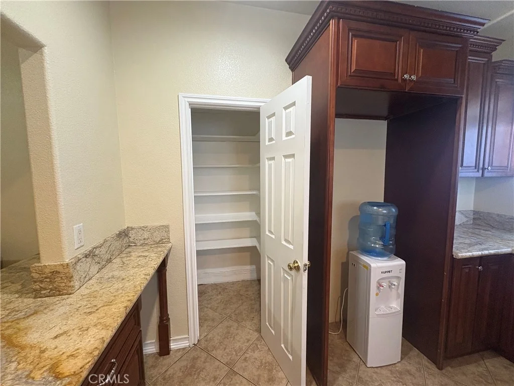 Photo of 3395 Franklin Avenue