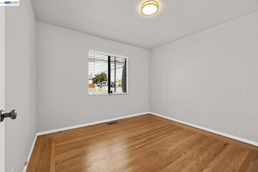 Photo of 1803 Wayne Ave