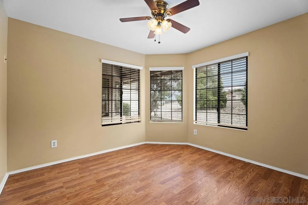 Photo of 1368 Oakleaf Ln