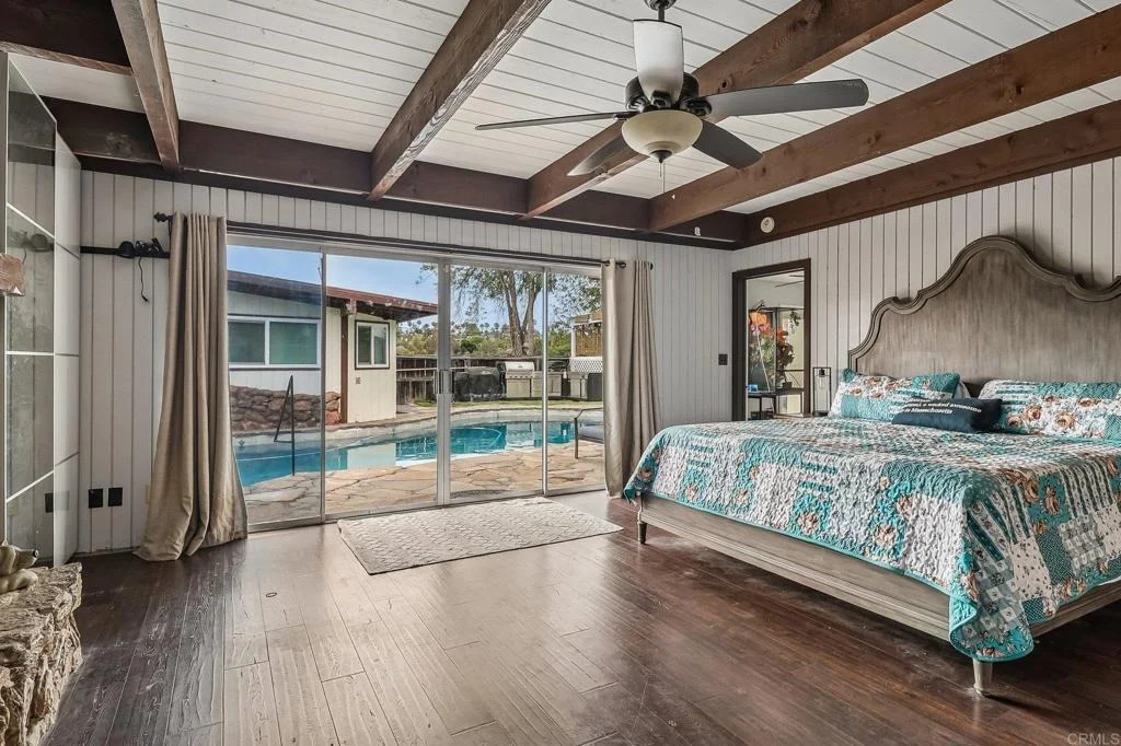 Photo of 9535 Lakeview Drive