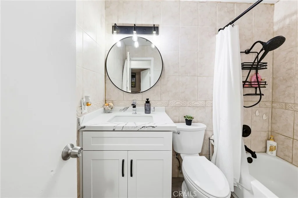 Photo of 1585 Camelot