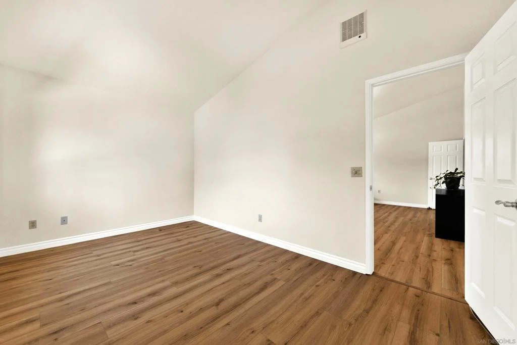 Photo of 13057 Treecrest