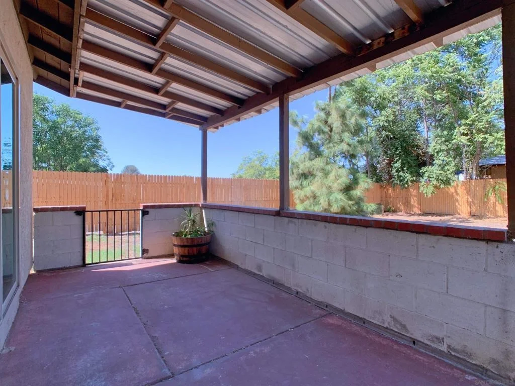 Photo of 12706 Julian Ave