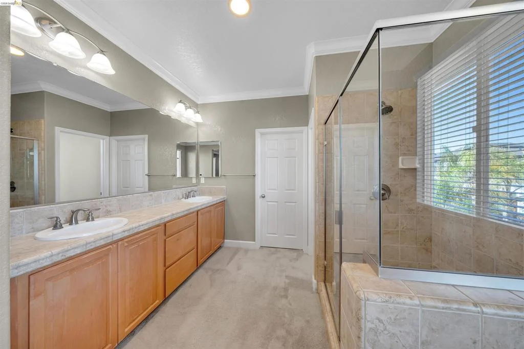 Photo of 1525 Coleridge Way