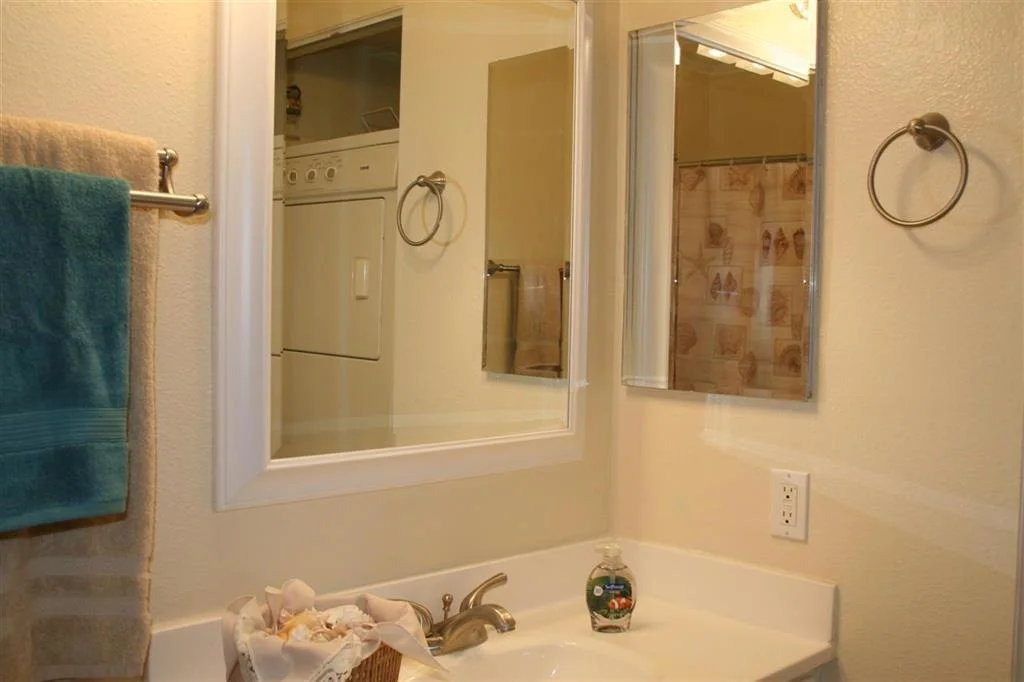 Photo of Unit 3 at 1059 Shadowridge Dr