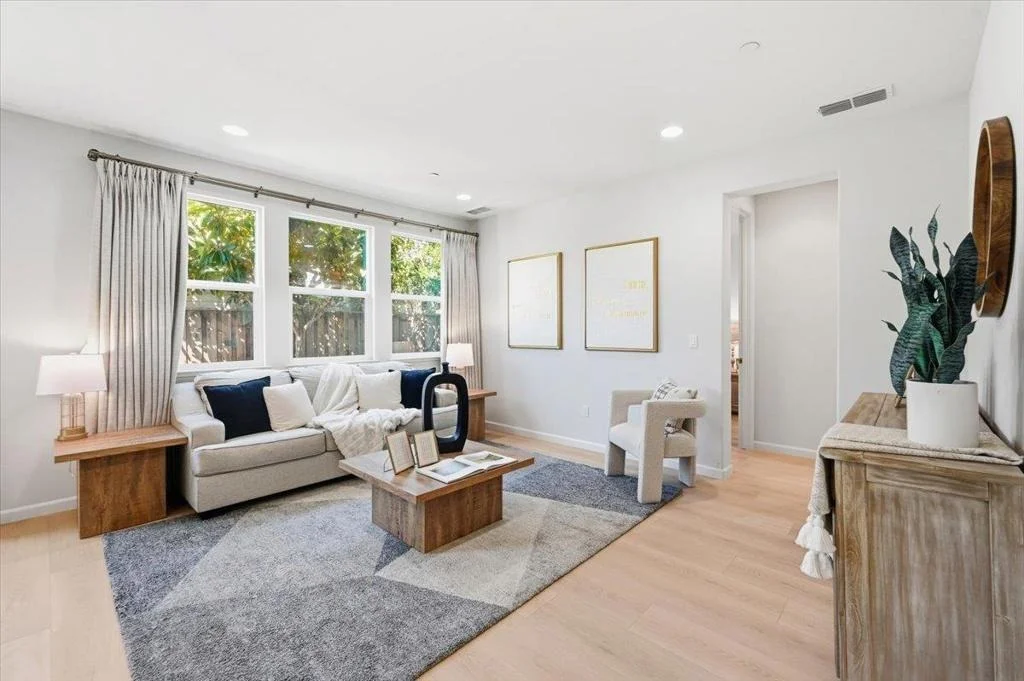 Photo of 1367 Shore Drive