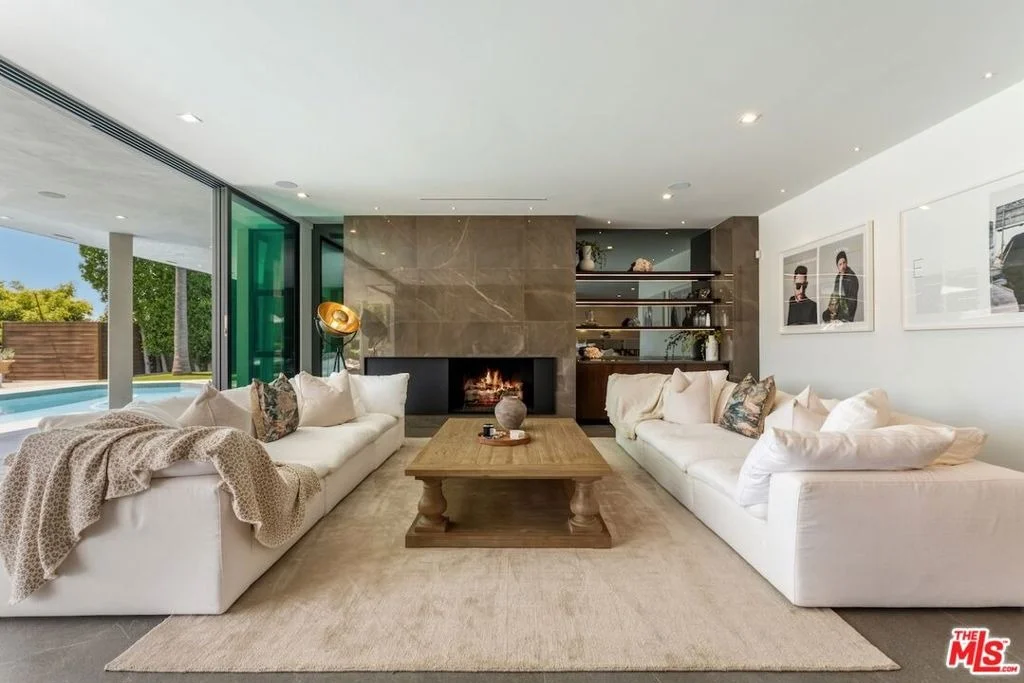 Photo of 9108 Alanda Place