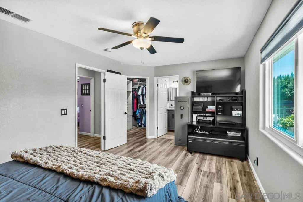 Photo of 1852 EL CAJON LN.