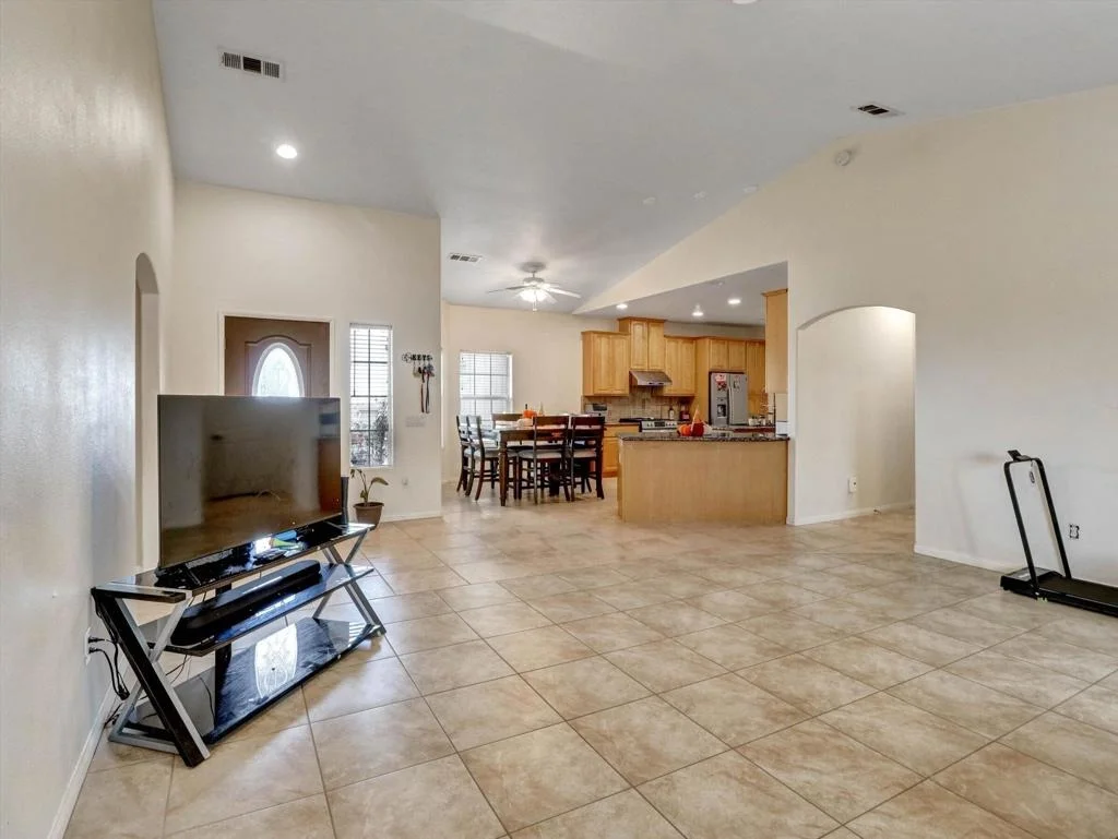 Photo of 1081 Aberdeen Drive