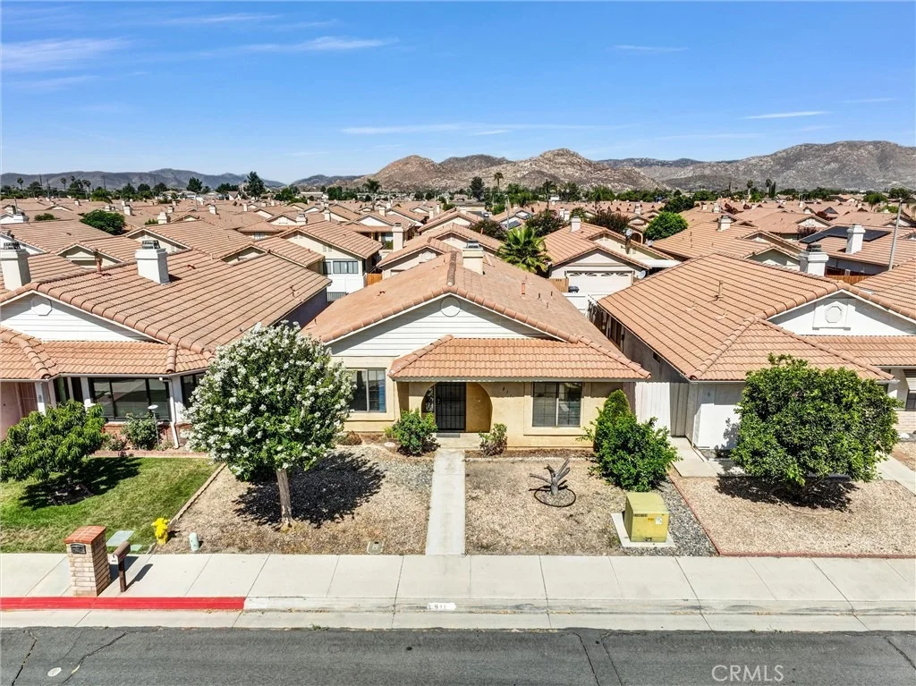 Photo of 811 Alondra Drive